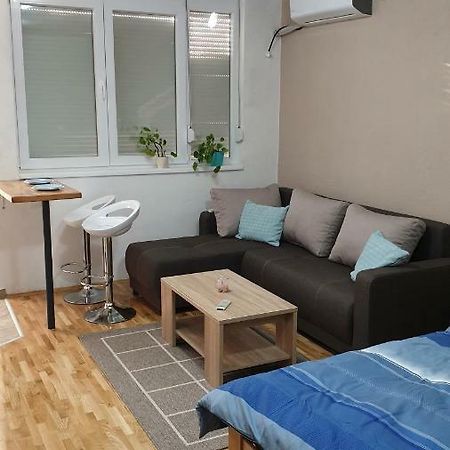 Apartments In City Center Kumanovo Ngoại thất bức ảnh
