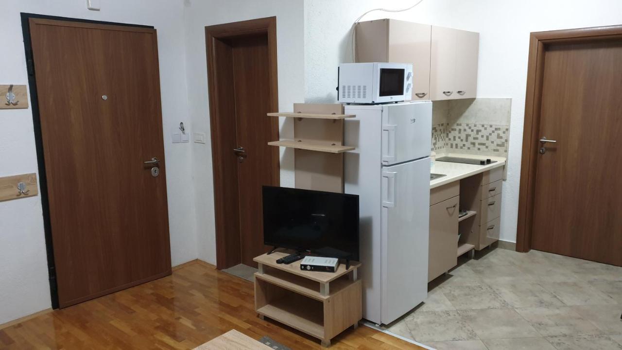 Apartments In City Center Kumanovo Ngoại thất bức ảnh